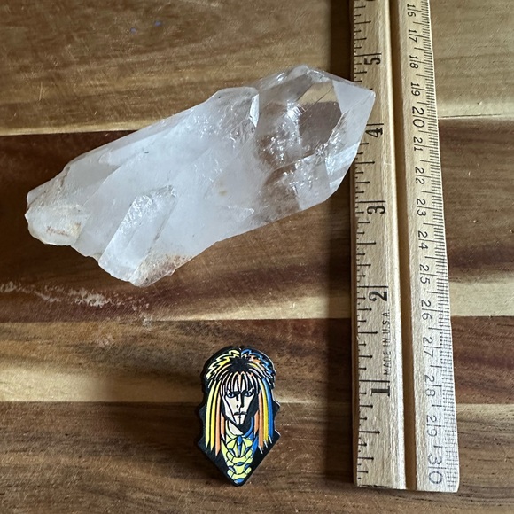 NWT David Bowie Labyrinth pin - Picture 2 of 3